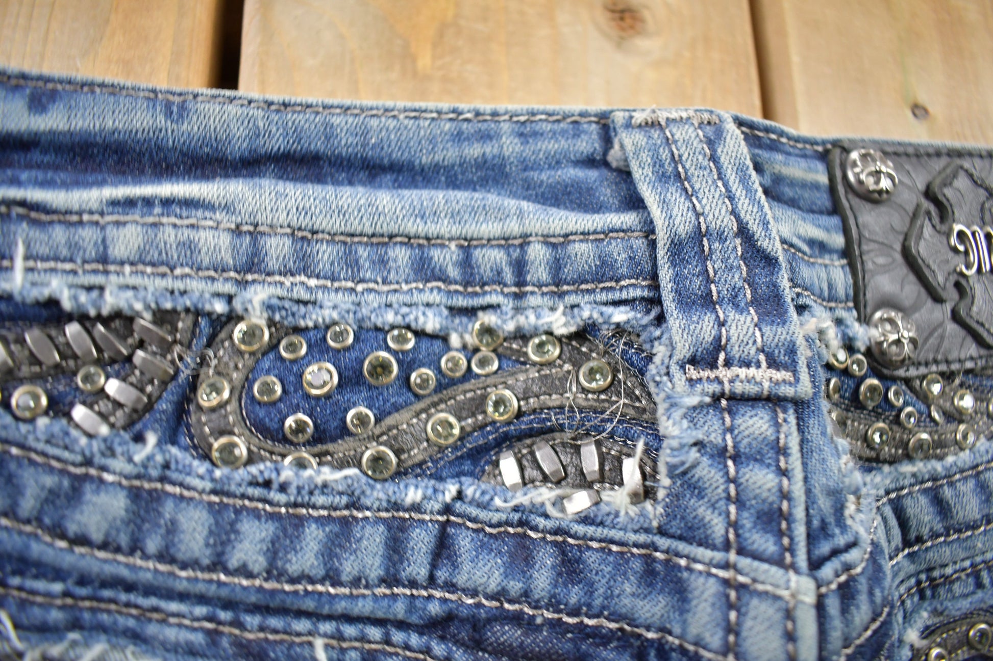 Vintage Y2K Miss Me Bedazzled Low Rise Jeans Size 26x32