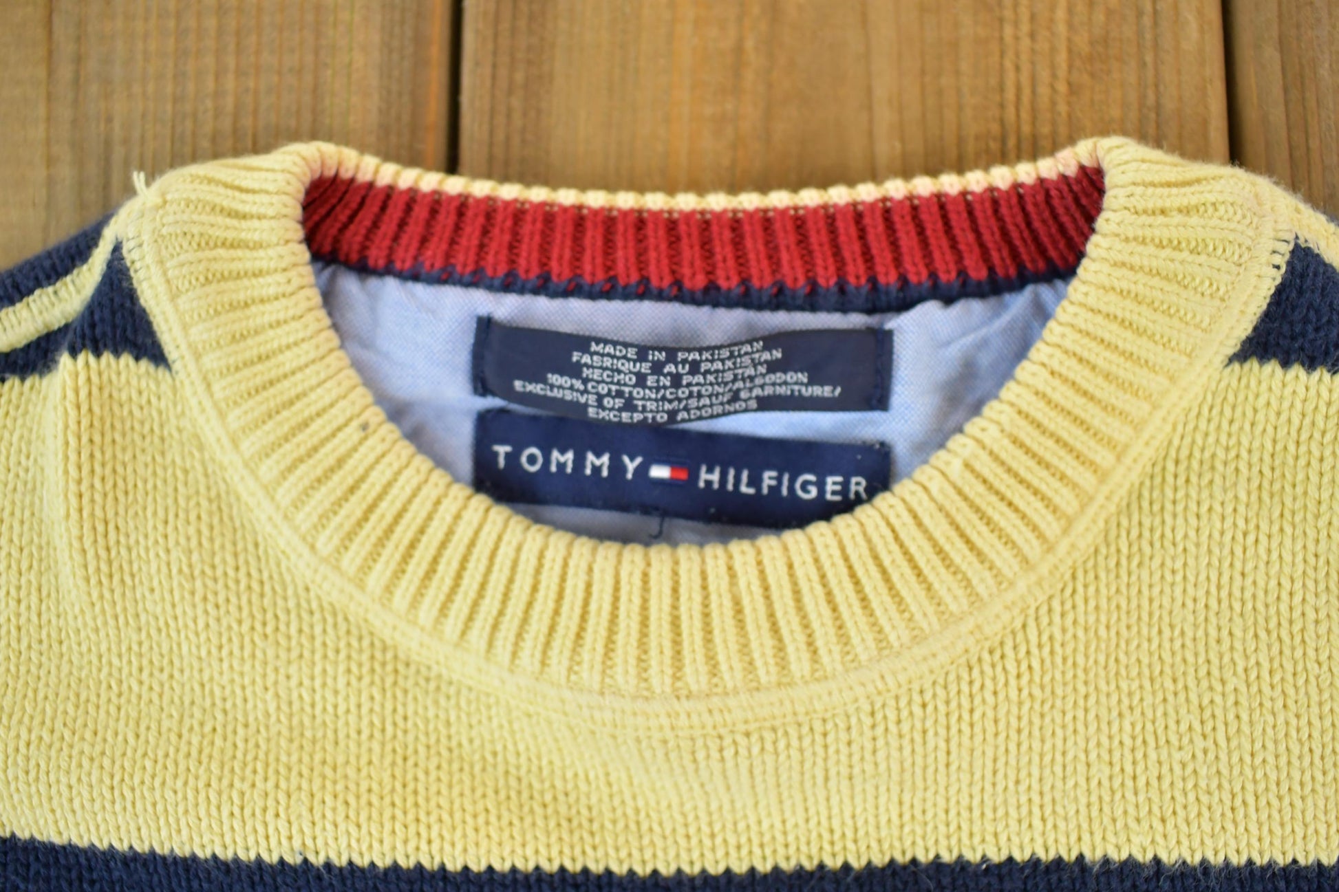 Vintage Y2K Tommy Hilfiger Knit Crewneck Sweater / 90s Crewneck / Abstract Pattern / Preppy Knits