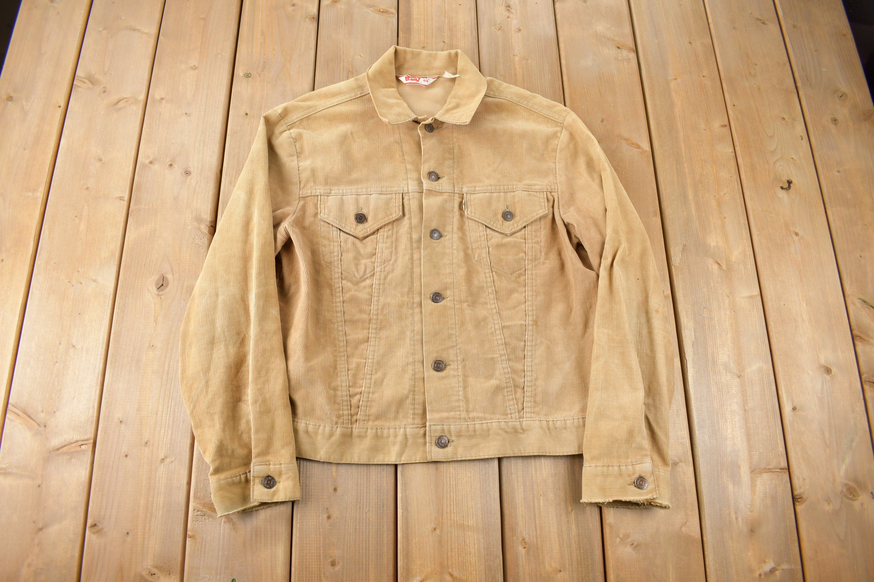 Vintage 1970s Levi's Corduroy Button Up Light Jacket