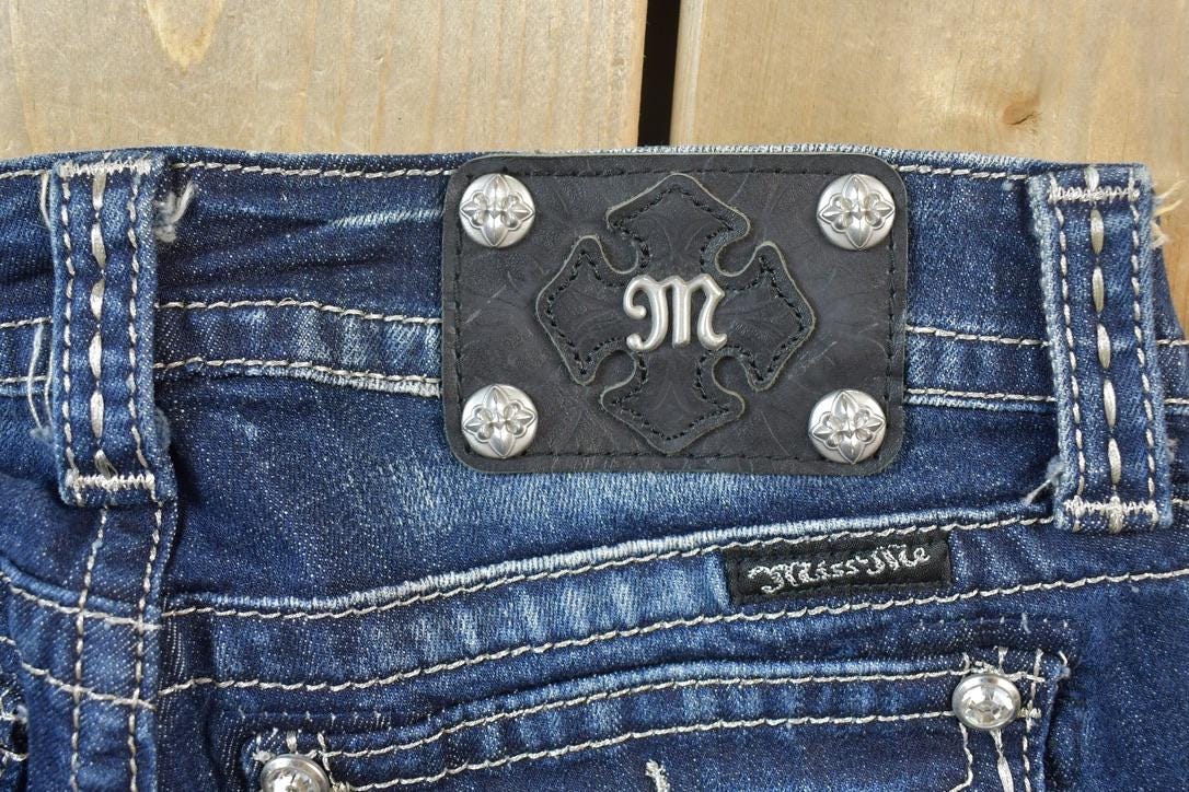 Vintage Y2K Miss Me Bedazzled Low Rise Jeans Size 26x31