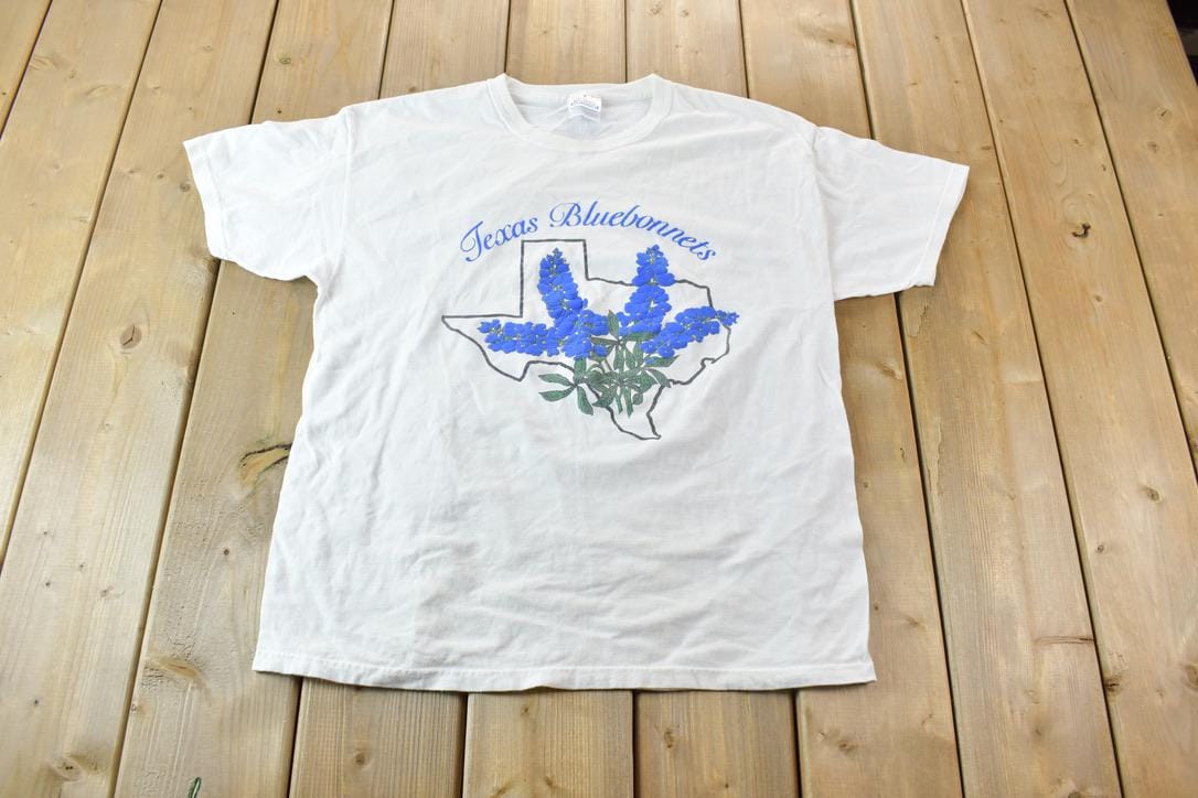 Vintage 1990s Texas Bluebonnets Single Stitch Flower Graphic T-Shirt