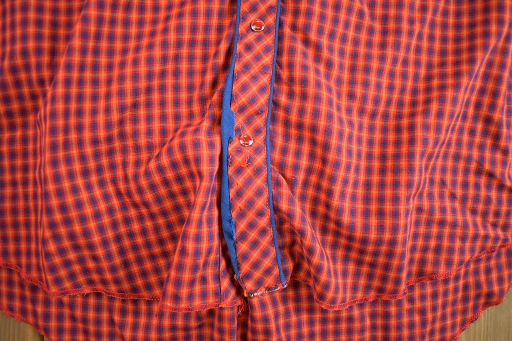 True Vintage 1980s JCPenny Western Apparel Western Cowboy Long Tail Button Up Shirt