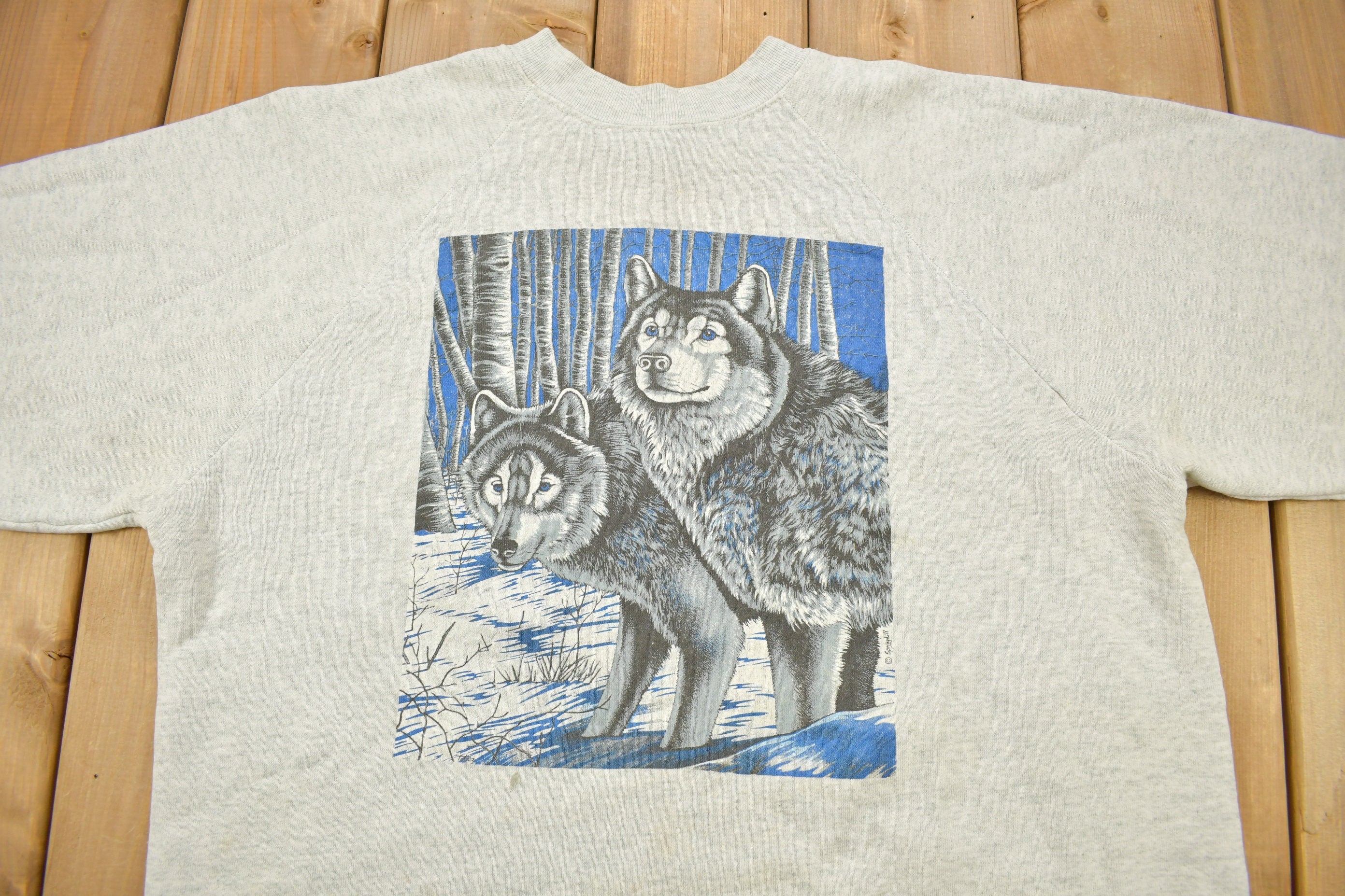 Vintage 1980s Wolf Theme Graphic Raglan Crewneck