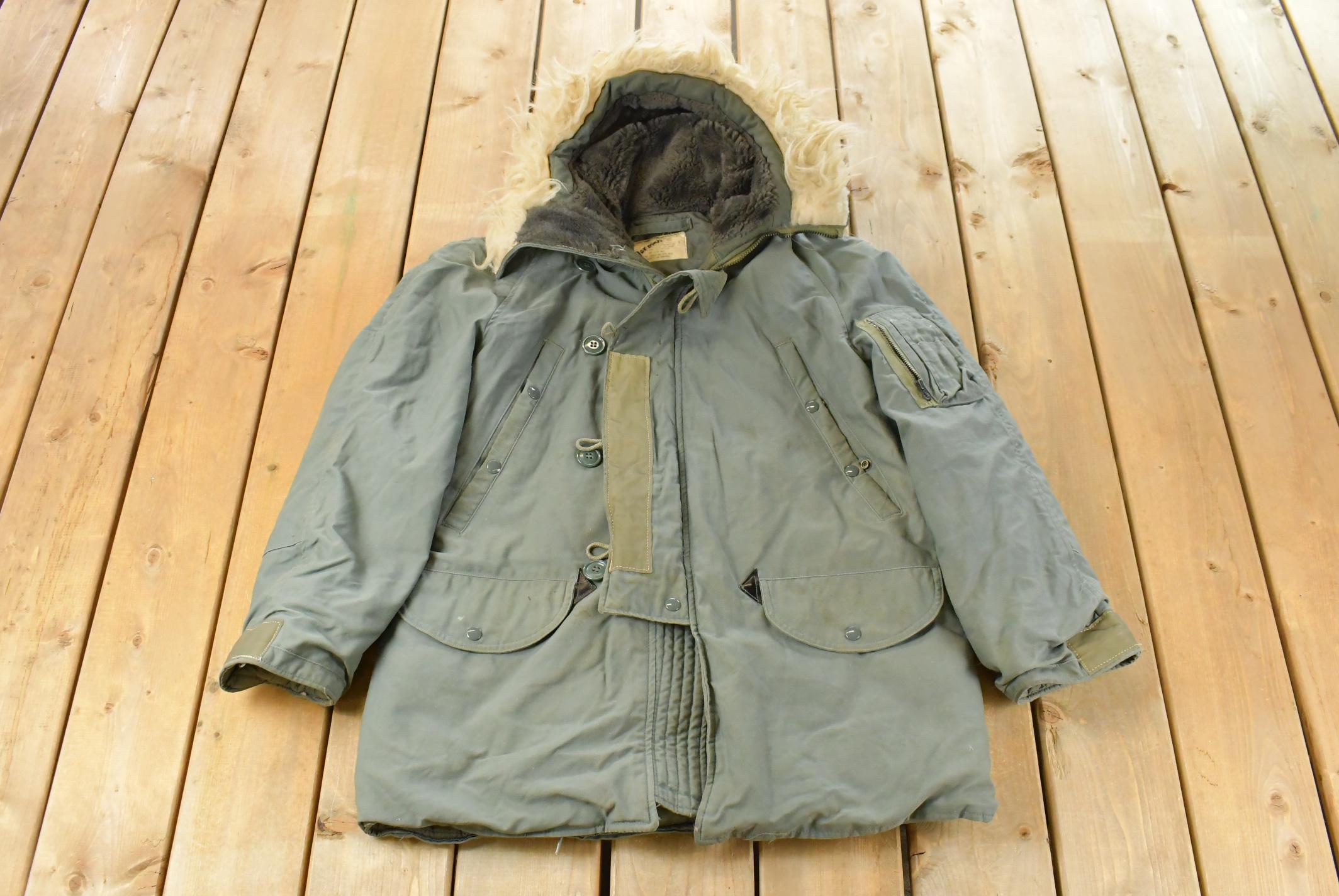 Vintage 1970s Military Cold Weather N-3B Military Fur Hood Parka Jacket Men's Small