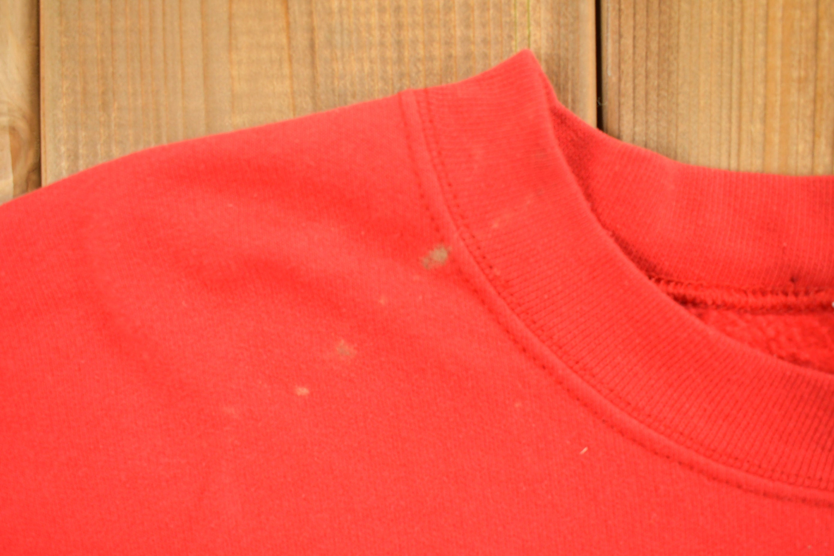 Vintage 1990s USA Flag Spell Out Crewneck Sweatshirt