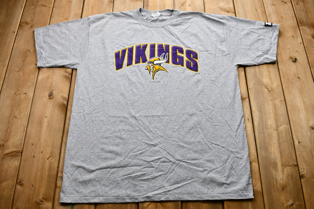 Vintage 1999 Minnesota Vikings T-Shirt