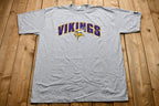 Vintage 1999 Minnesota Vikings T-Shirt