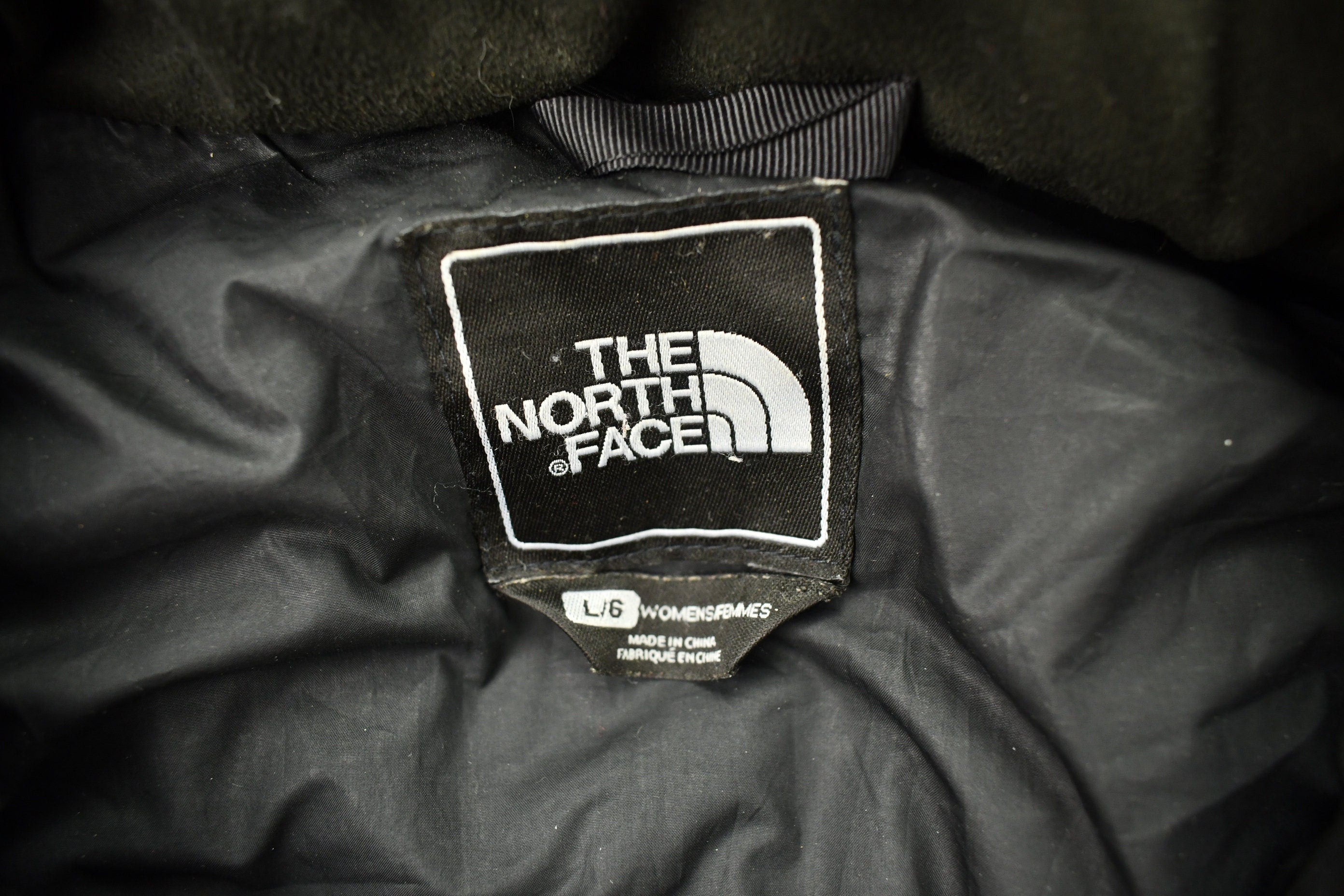Vintage 1990s The North Face Women's Black Puffer Jacket
