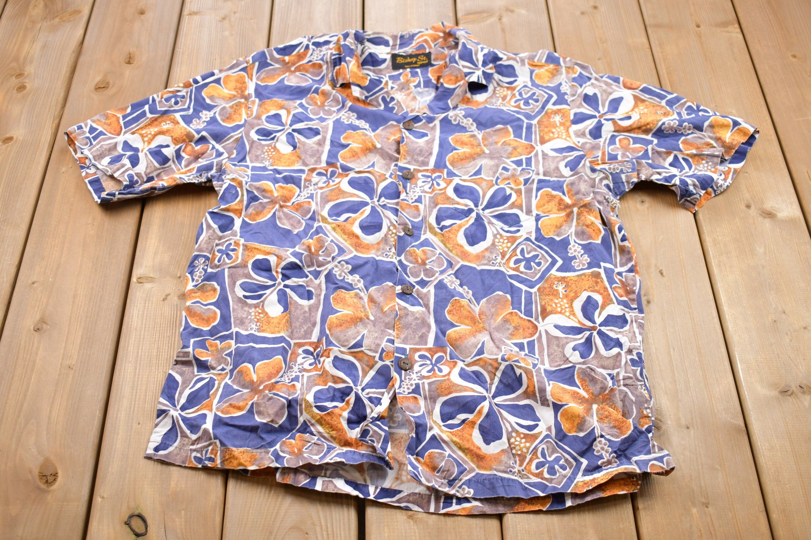 Vintage 1990s Hawaiian Button Up Shirt
