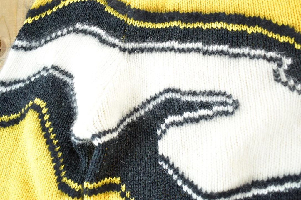 Vintage 1980s Maurada Knit Abstract Pattern Crewneck Sweater Womens L  90s Crewneck  Preppy Knits  Wool Blend  Cotton Blend