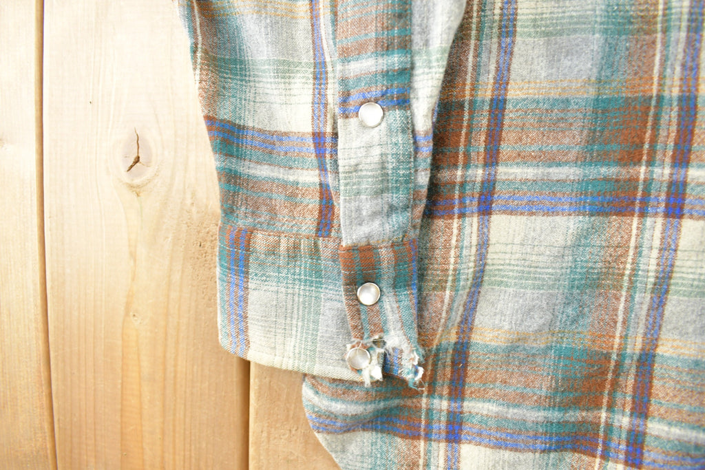 Vintage 1990s Pendleton Plaid Button Up Board Shirt