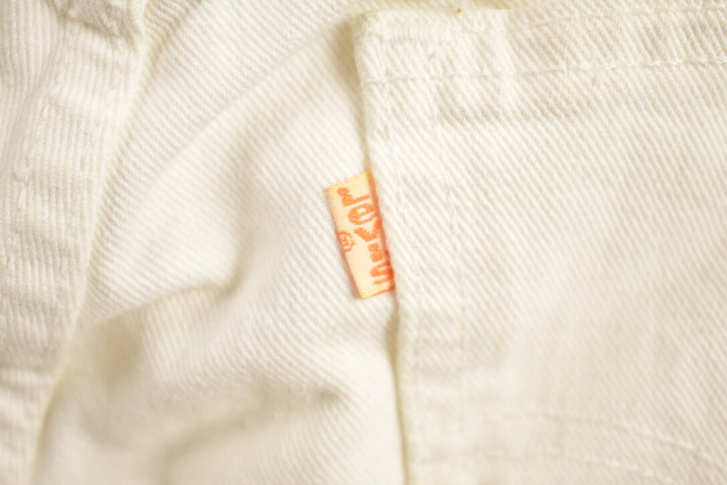 Vintage 1980s Levi's 631 Cream Tab White Denim Jeans Size 28 x 28.5