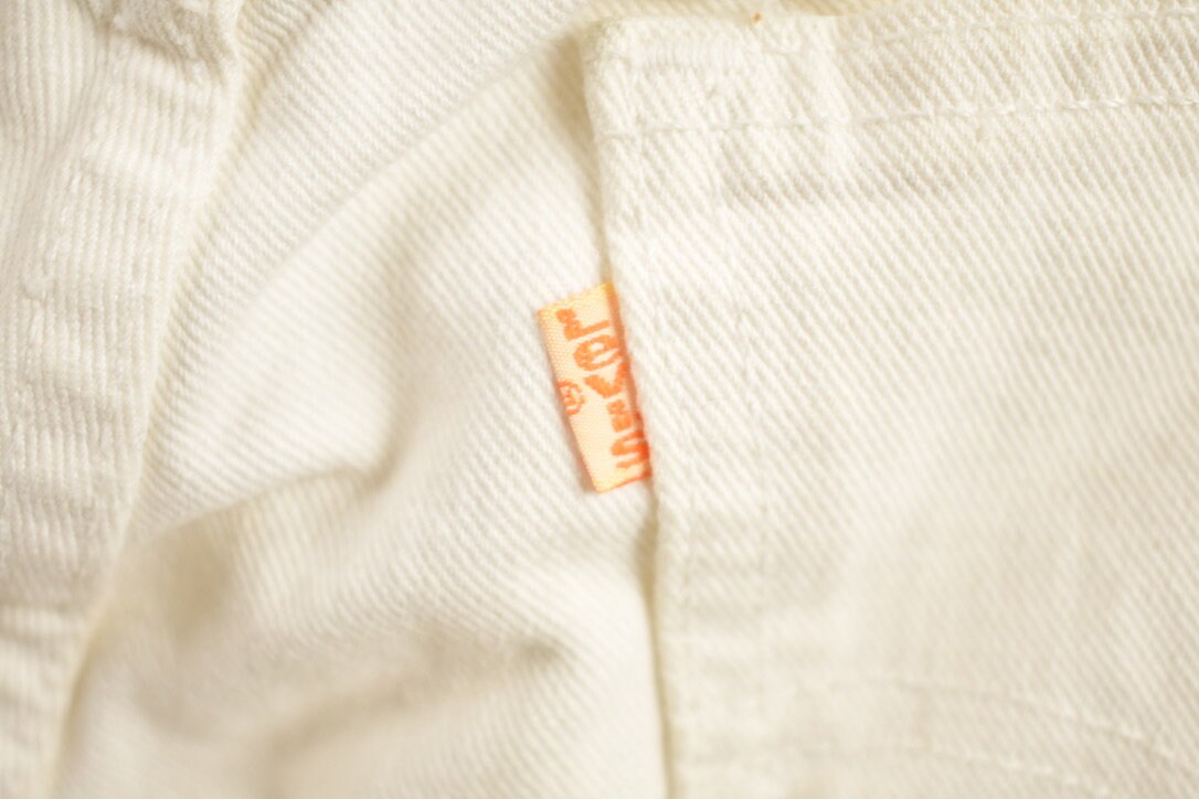 Vintage 1980s Levi's 631 Cream Tab White Denim Jeans Size 28 x 28.5