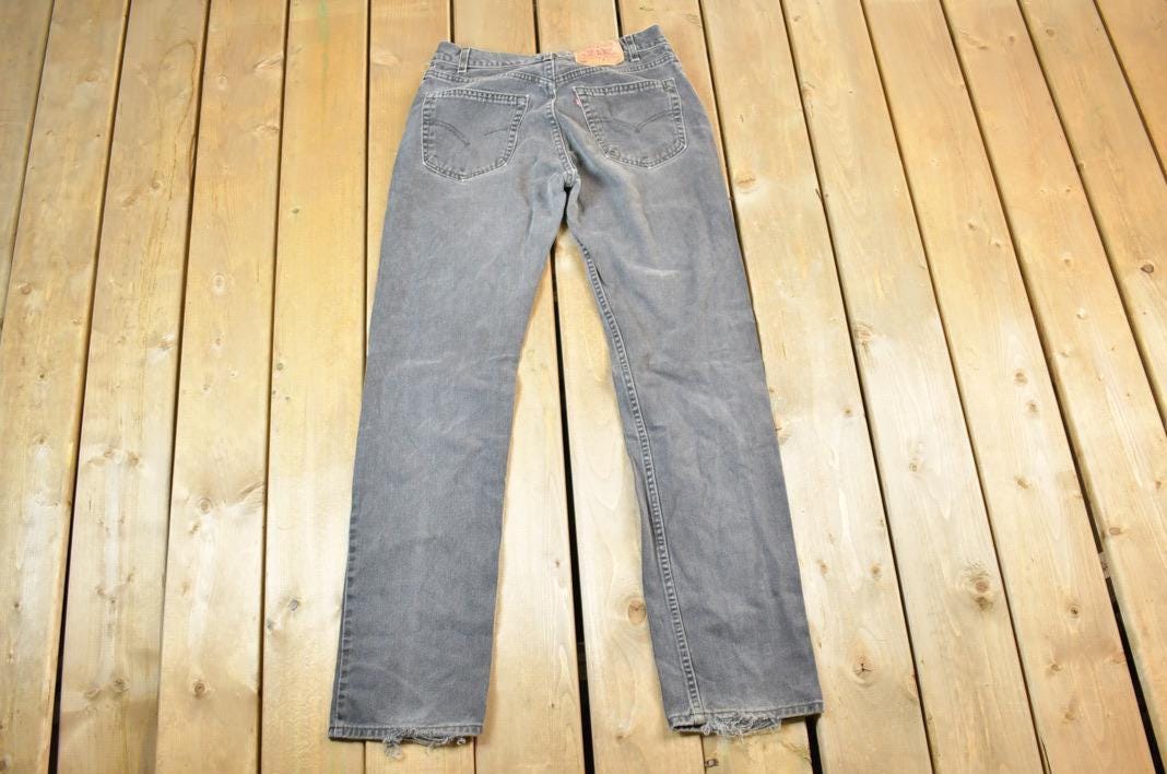 Vintage 1990s Levi Strauss Red Tab 505 Black Wash Denim Jeans Size 32 x 36