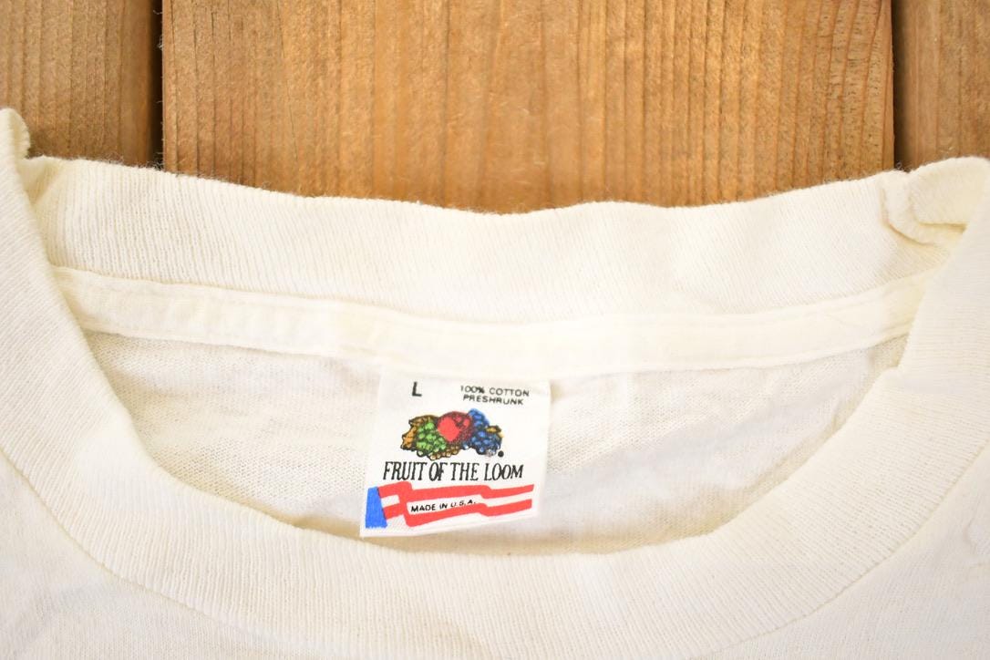Vintage 1990s Excalibur Casino Las Vegas Souvenir Travel T-Shirt Men's M  Destination Shirt  90s Single Stitch Graphic Tee  Made in USA