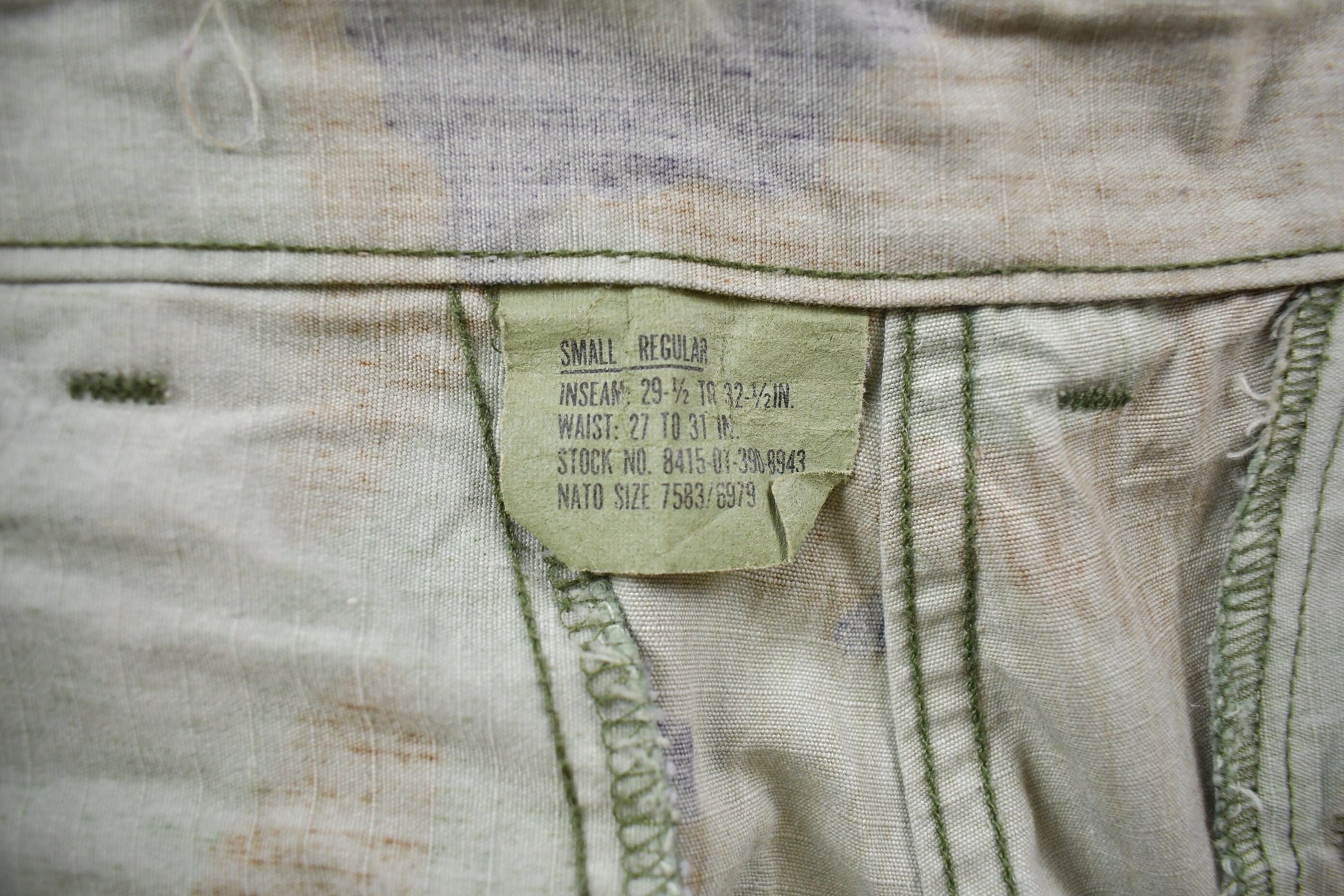 Vintage 2001 Army Military Camouflage Cargo Pants Size 28 x 31