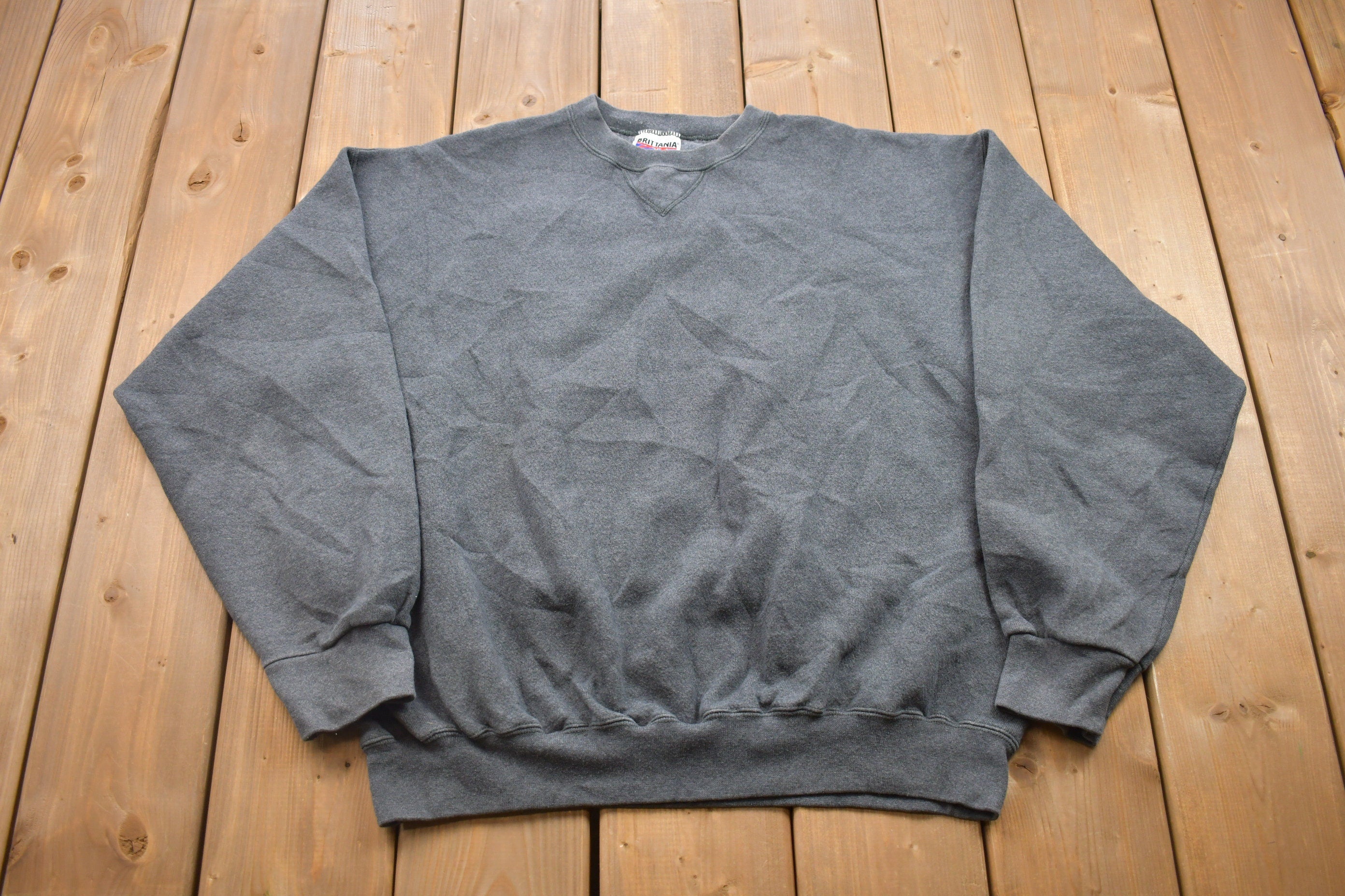 Vintage 1990s Brittania Sport Blank Grey Crewneck Sweatshirt
