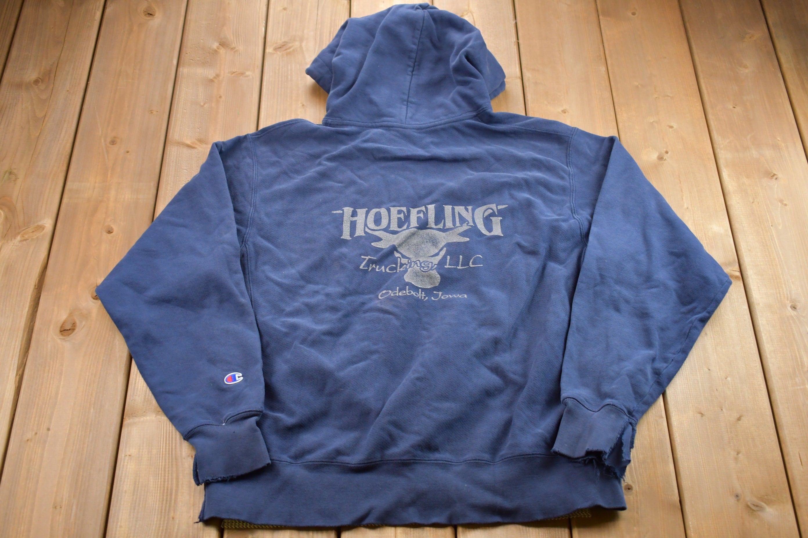Vintage 2000s Champion Hoefling Trucking Bull Sweatshirt
