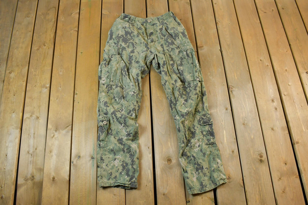 Vintage 1990s Frog Flame Resistant Army Camouflage Cargo Pants Size 30x31