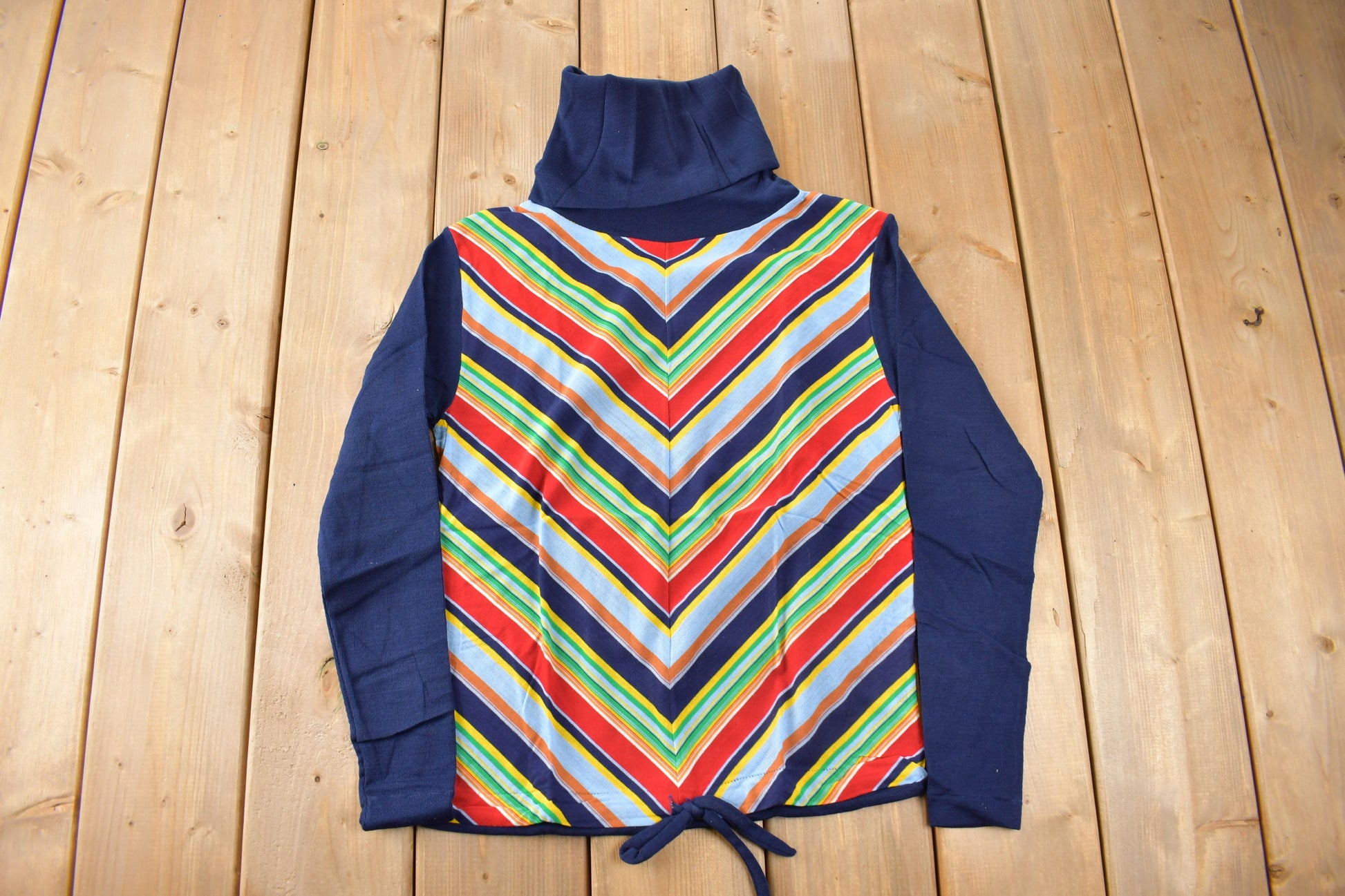 True Vintage 1960s Deadstock Helen Sue Long Sleeve Turtleneck Psychedelic Acyrlic Blouse Knit Sport Top