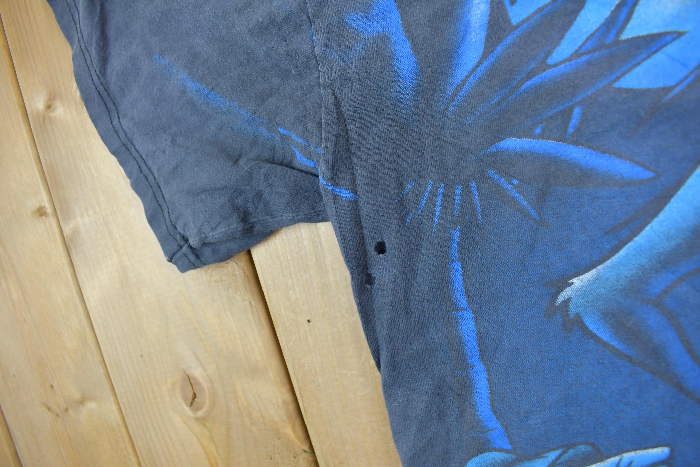 Vintage 1996 Taz All Over Print Looney Tunes T-Shirt