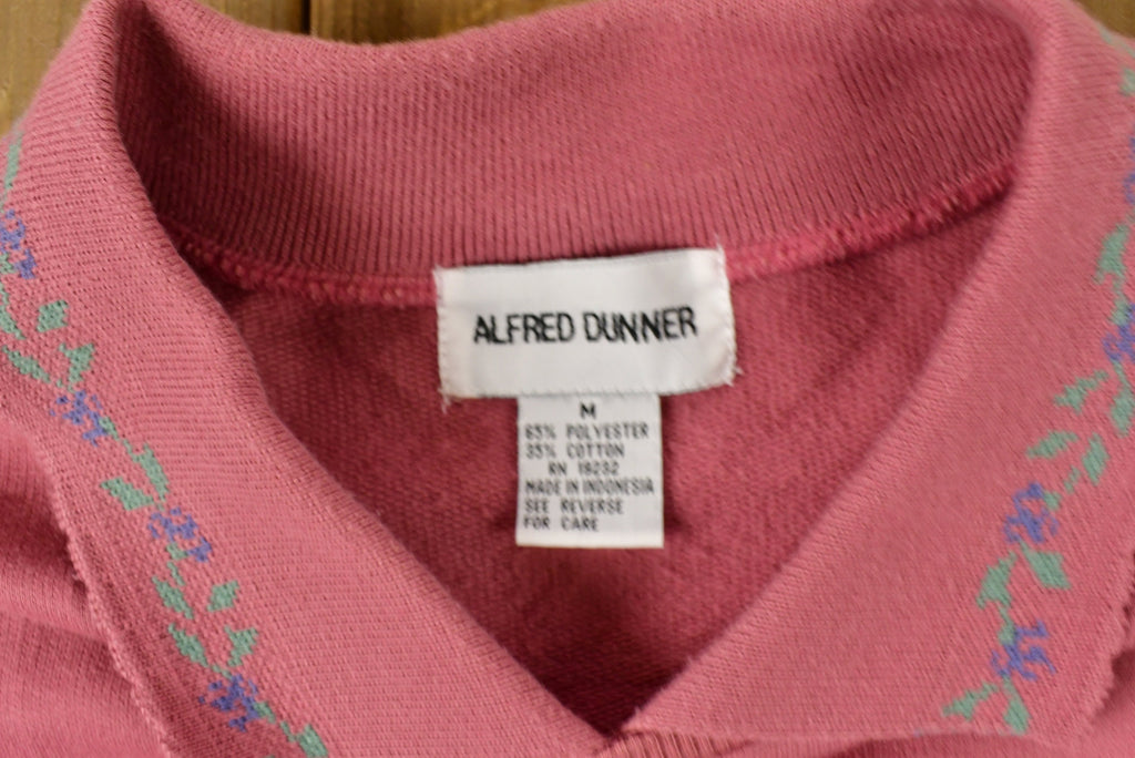 Vintage 1990s Alfred Dunner Cute Embroidered Crewneck