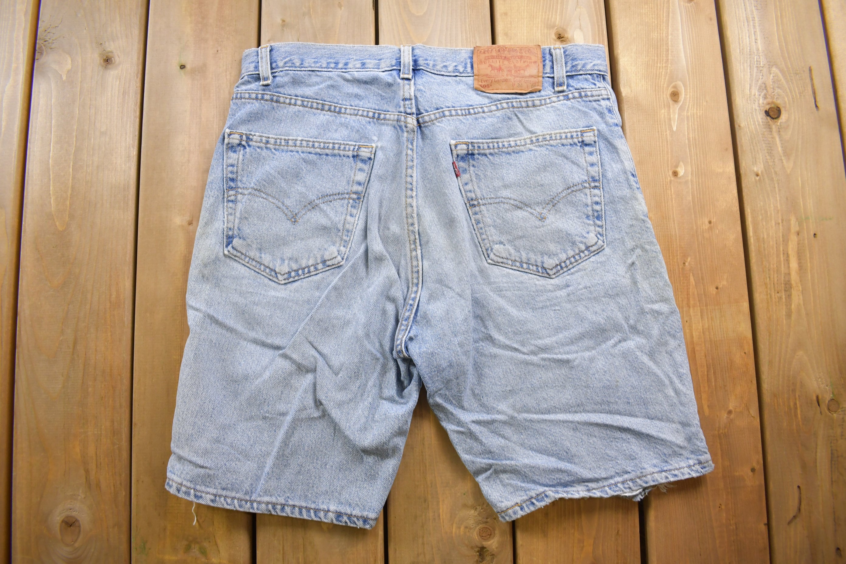 Vintage 1990s Levi's 505 Red Tab Jean Shorts Size 34