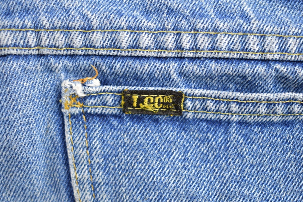 Vintage 1990's Lee Blue Jeans Size 35 x 30.5