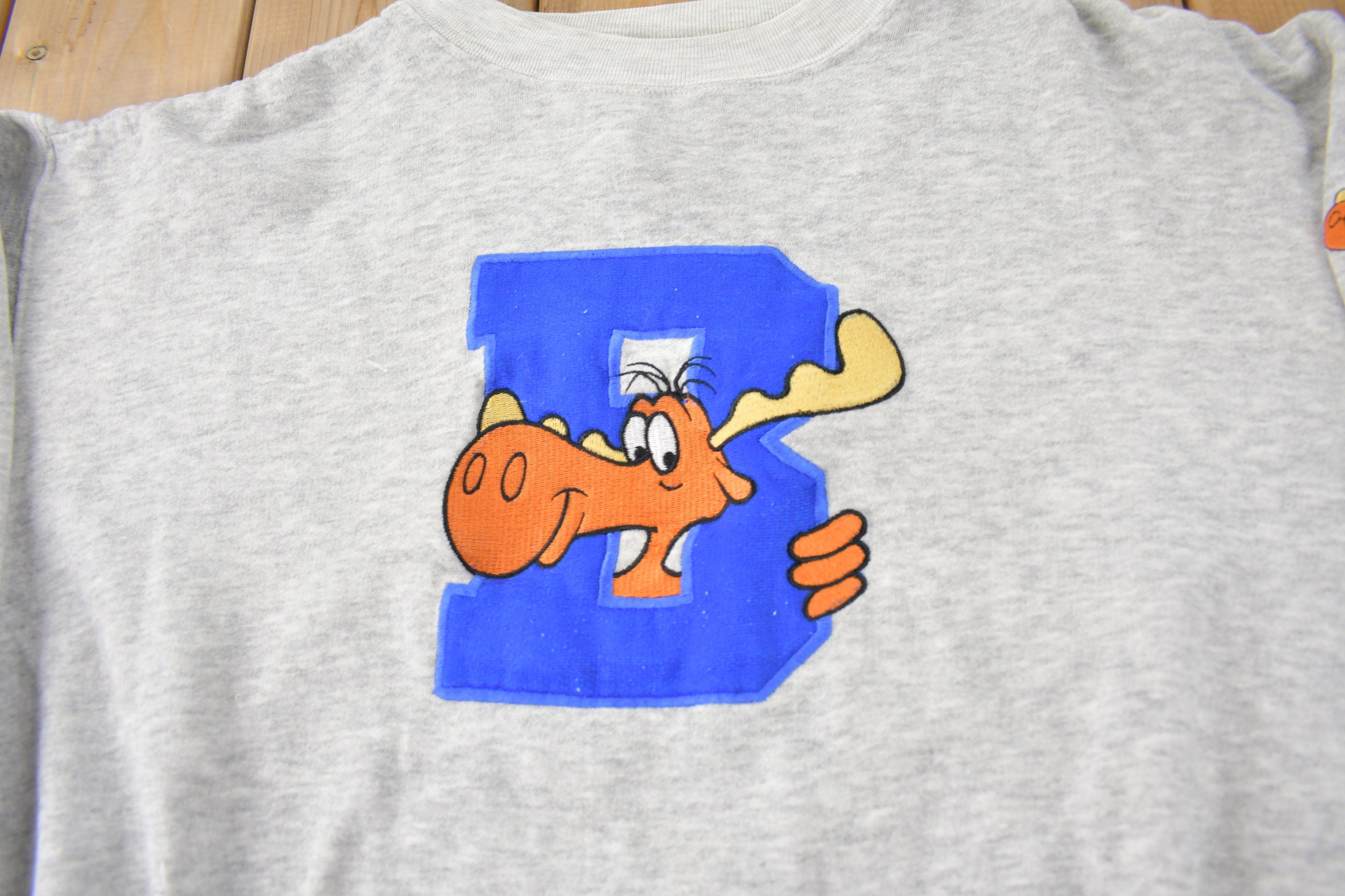 Vintage 1990s Embroidered Toon Time Bullwinkle J Moose Crewneck Sweatshirt