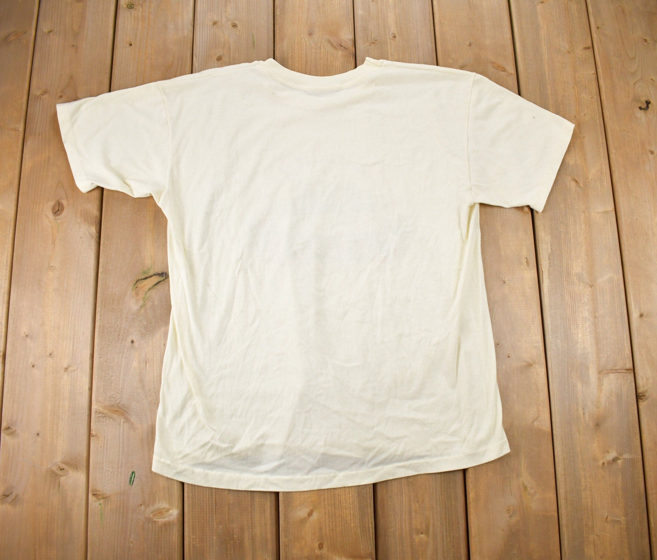 Vintage 1990s Quality Outfitters Canada T Shirt