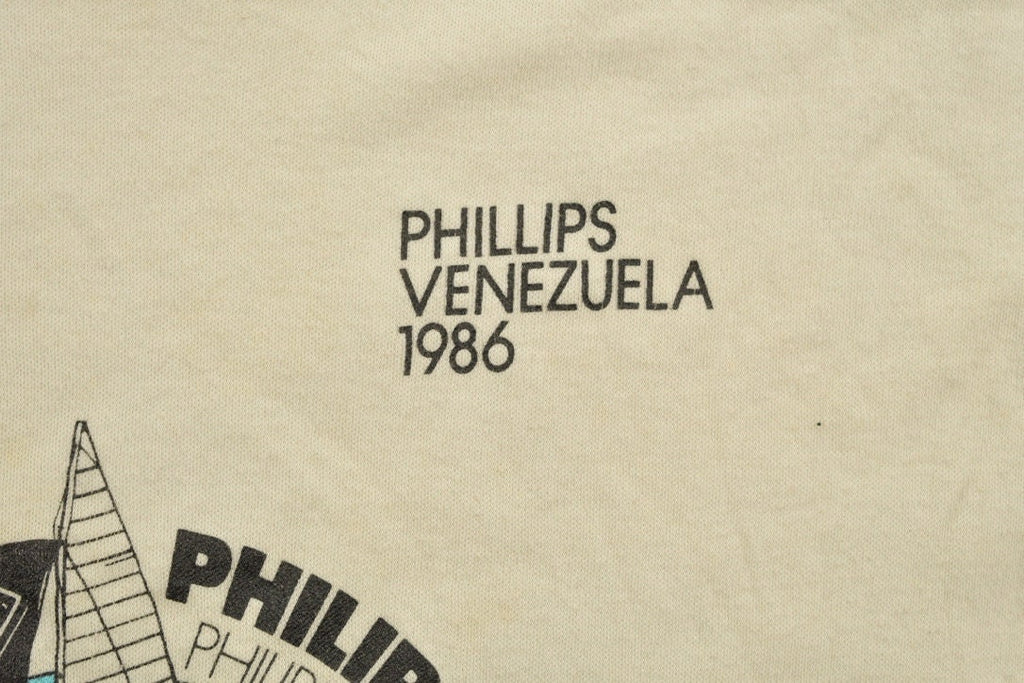 Vintage 1986 Philips Yacht Sailing Graphic T-Shirt