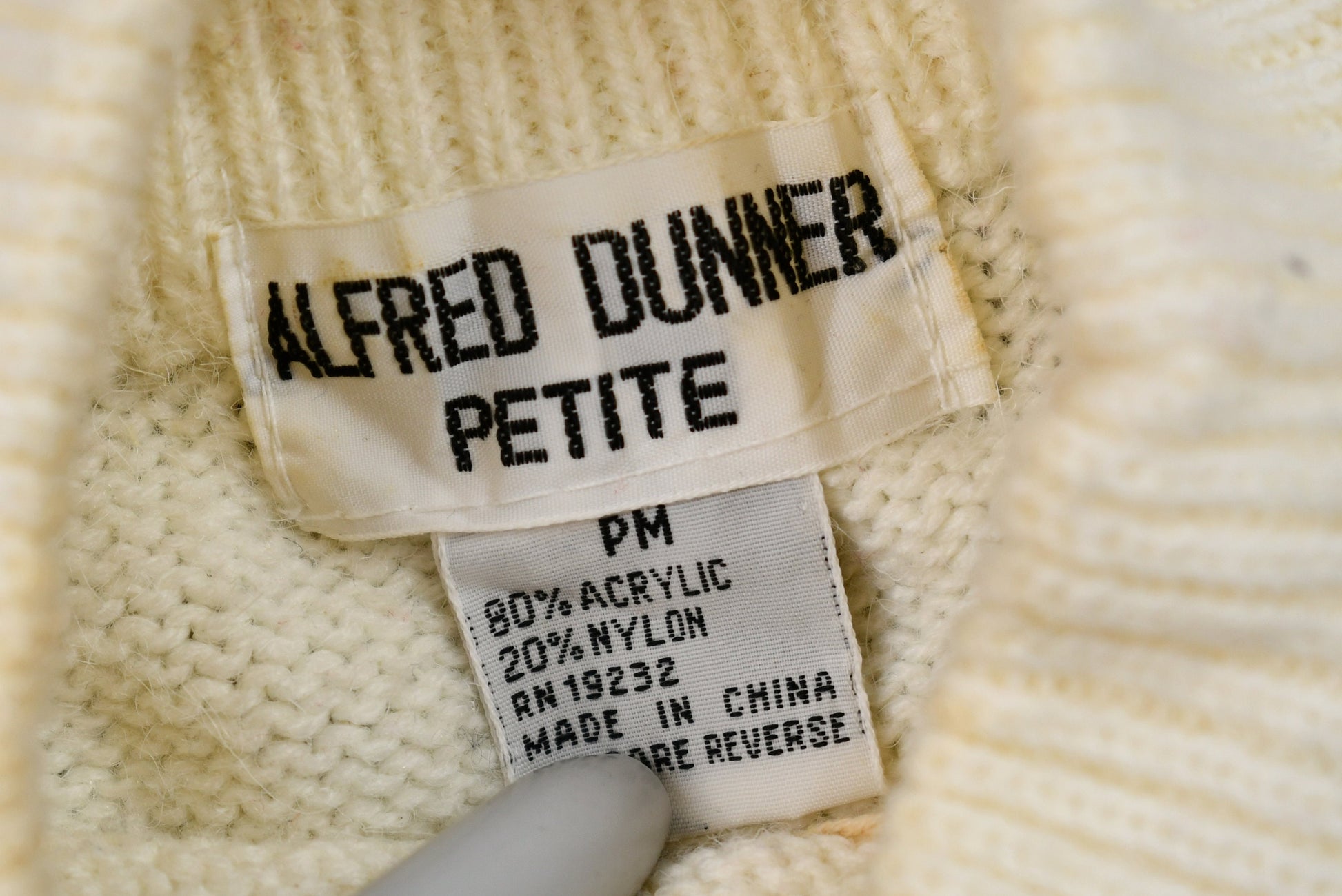 Vintage 1990s Alfred Dunner Floral Embroidered Mockneck Knit Sweater /