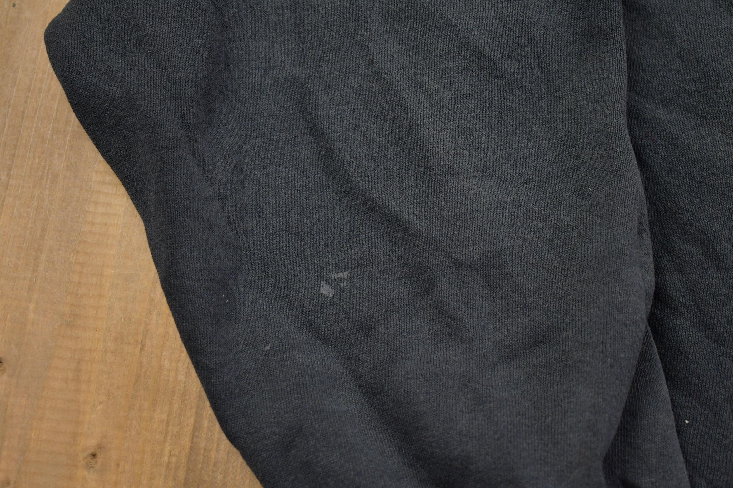 Vintage 1990s Lee Heavyweight Boxy Sun-faded Crewneck Sweatshirt Made In USA - XL