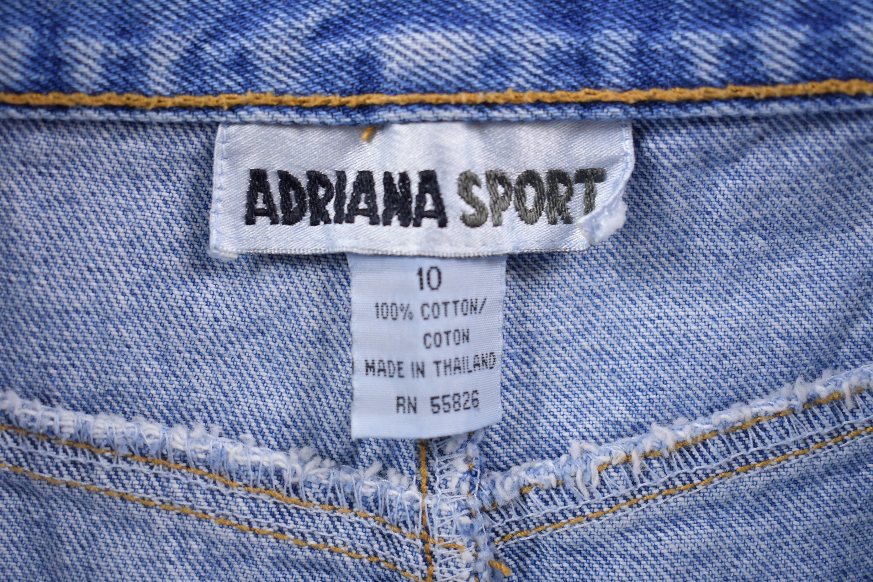 Vintage 1990's Adriana Sport Jean Skirt 30 Inch Waist 21 Inches Long