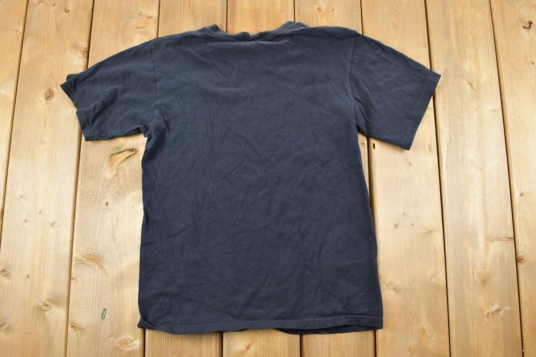 Vintage 1990s Rainforest Cafe Souvenir T-Shirt