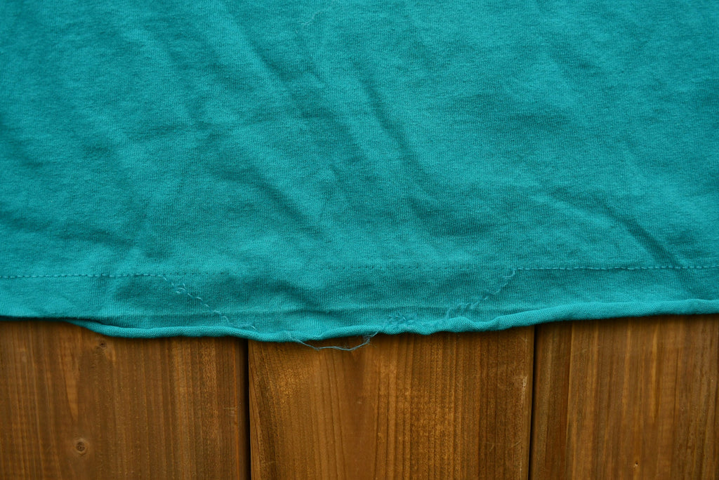 Vintage 1990s Floral Graphic T-Shirt