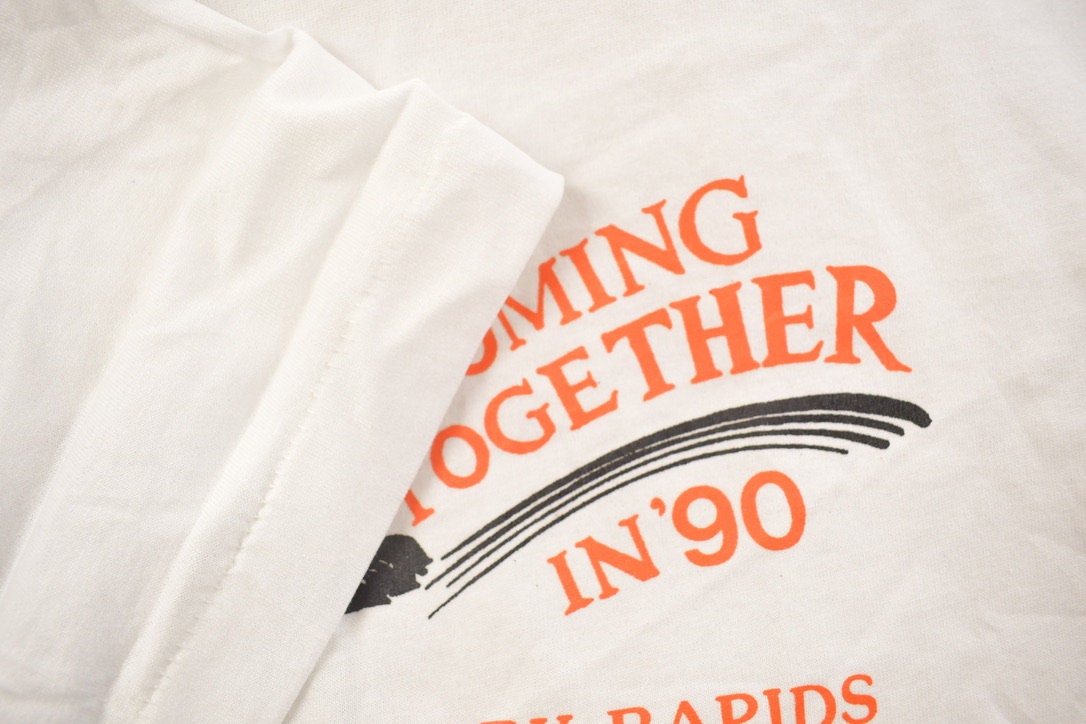 Vintage 1990 Park Rapids School Reunion Graphic T Shirt