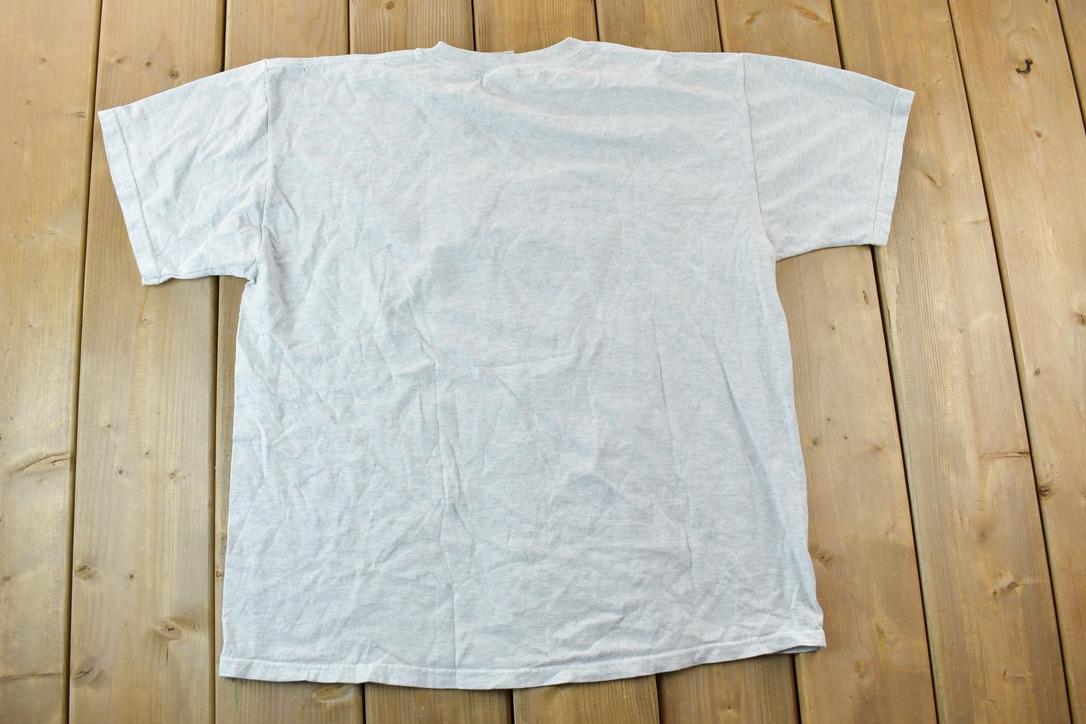 Vintage 1990s Milliken Phys Ed Big M Souvenir T-Shirt