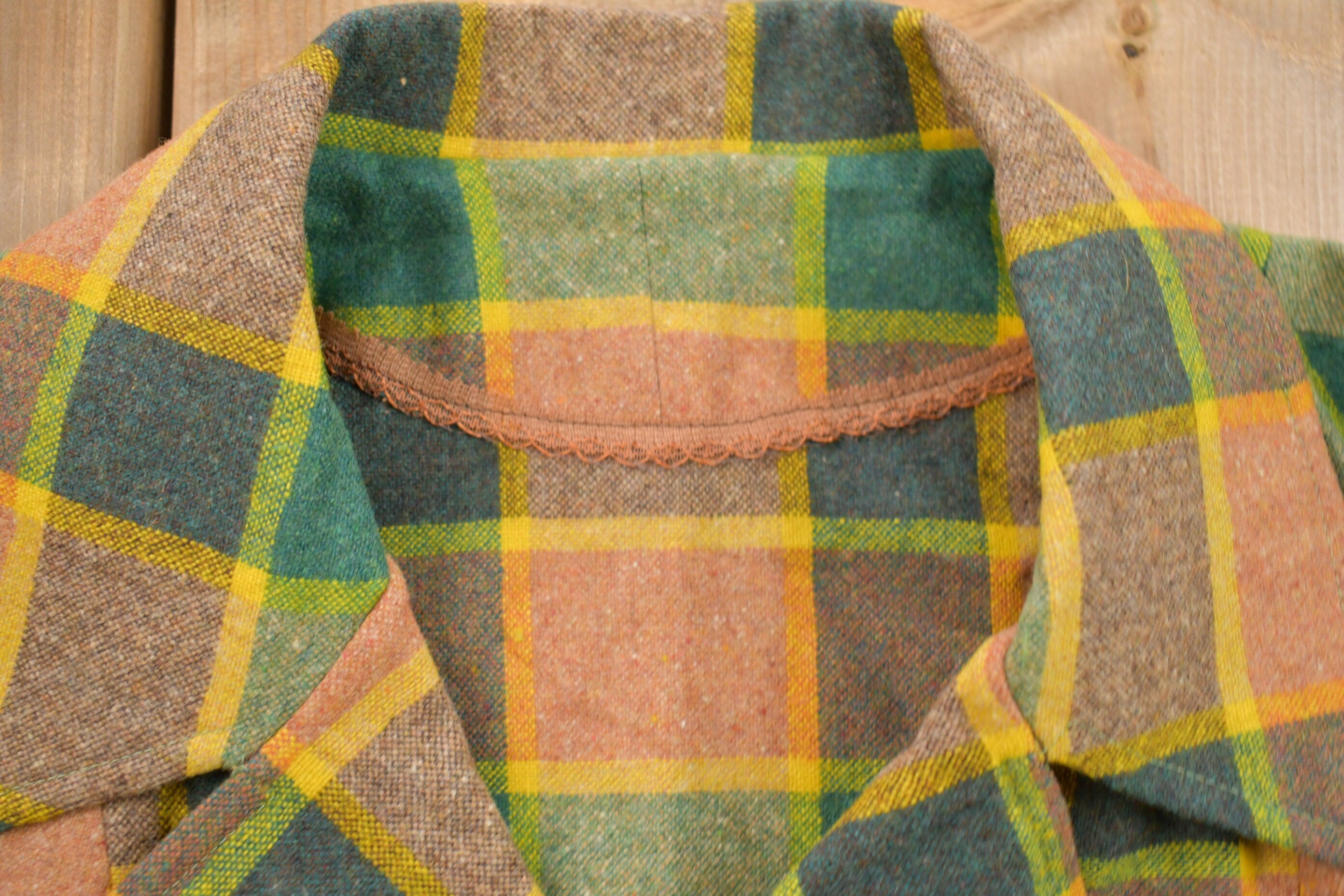 Vintage 1970s Plaid Button Up Shirt