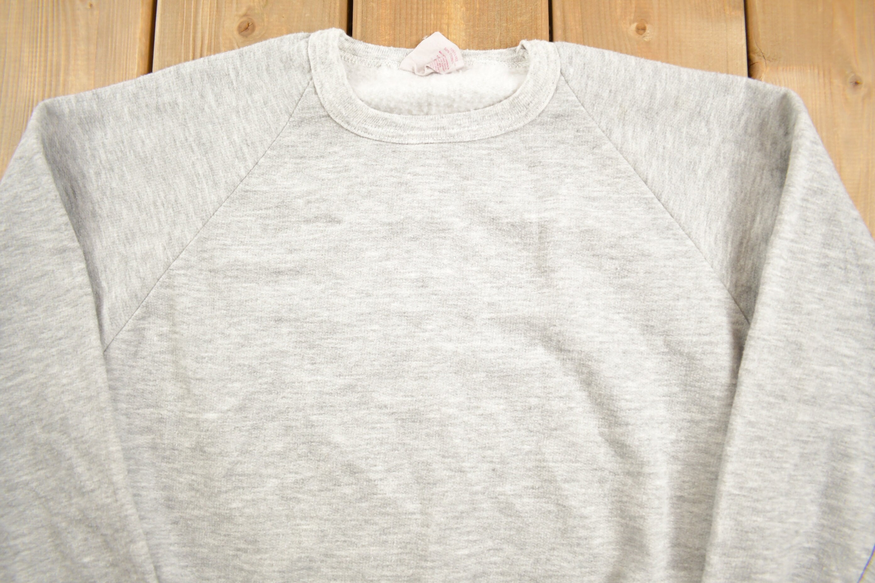 Vintage 1980s Grey World Pro Blank Crewneck Sweatshirt Size Small