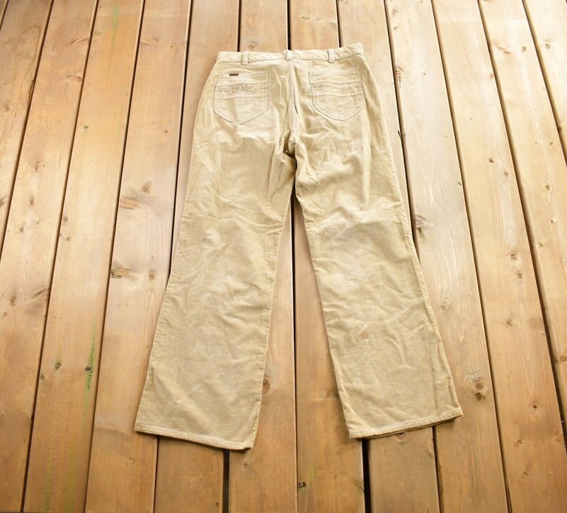 Vintage 1970s Levi's Embroidered Corduroy Pants Made In USA Size 32x28