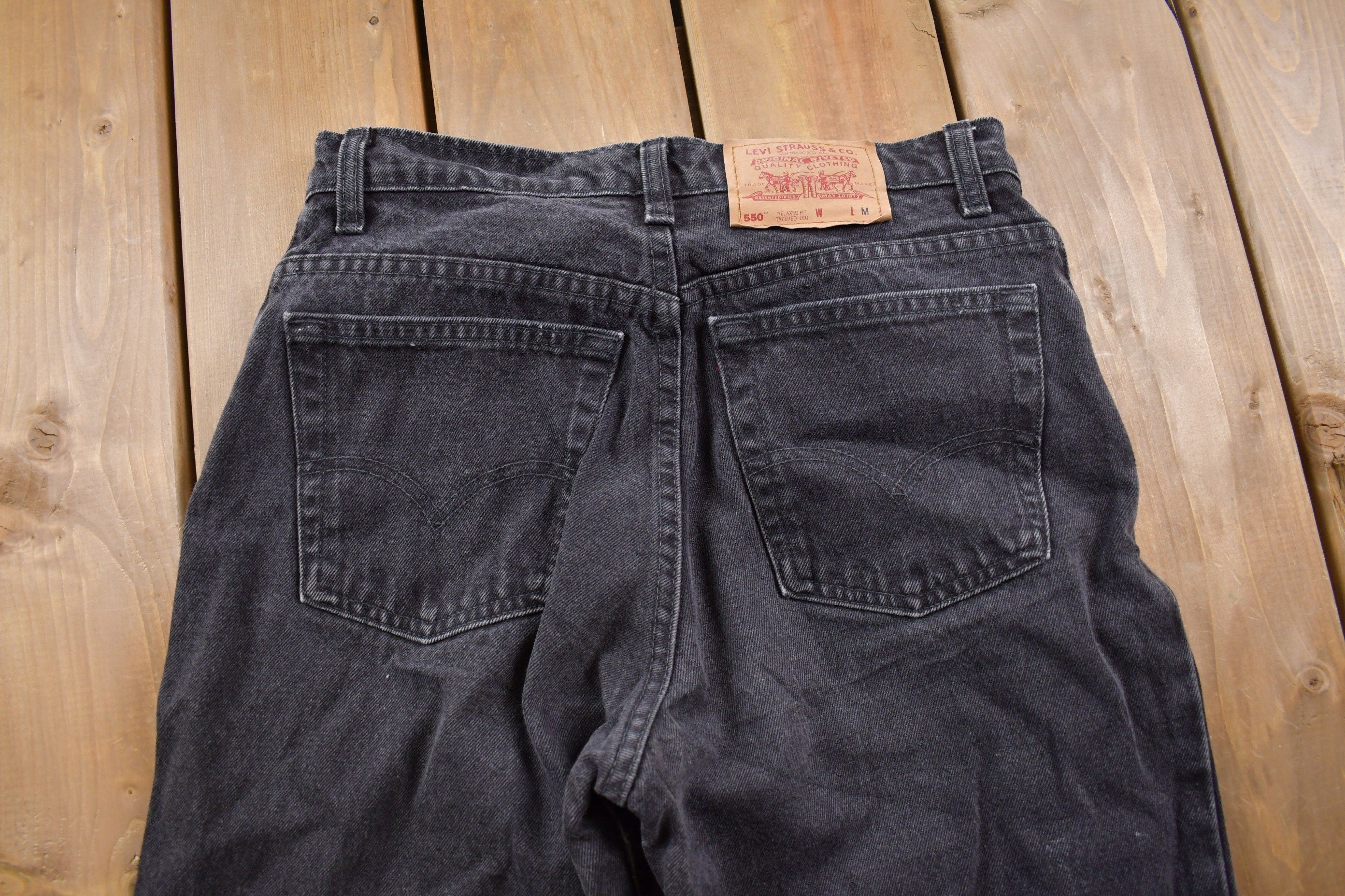 Vintage 1990s Levi's 550 Red Tab Black Jeans Size 28 x 30
