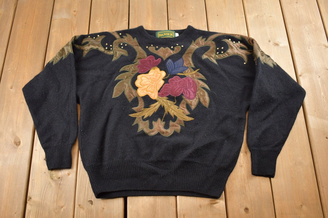 Vintage 1990s Danier Leather Wool Knit Sweater / Vintage 90s Crewneck / Outdoorsman / Vintage Knit / Winter Sweatshirt / Floral Knit / Knit