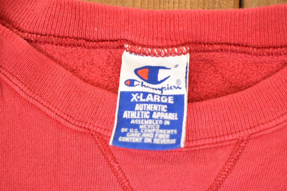 Vintage 1990s Champion Embroidered Cropped Sleeve Crewneck Sweatshirt Mens L