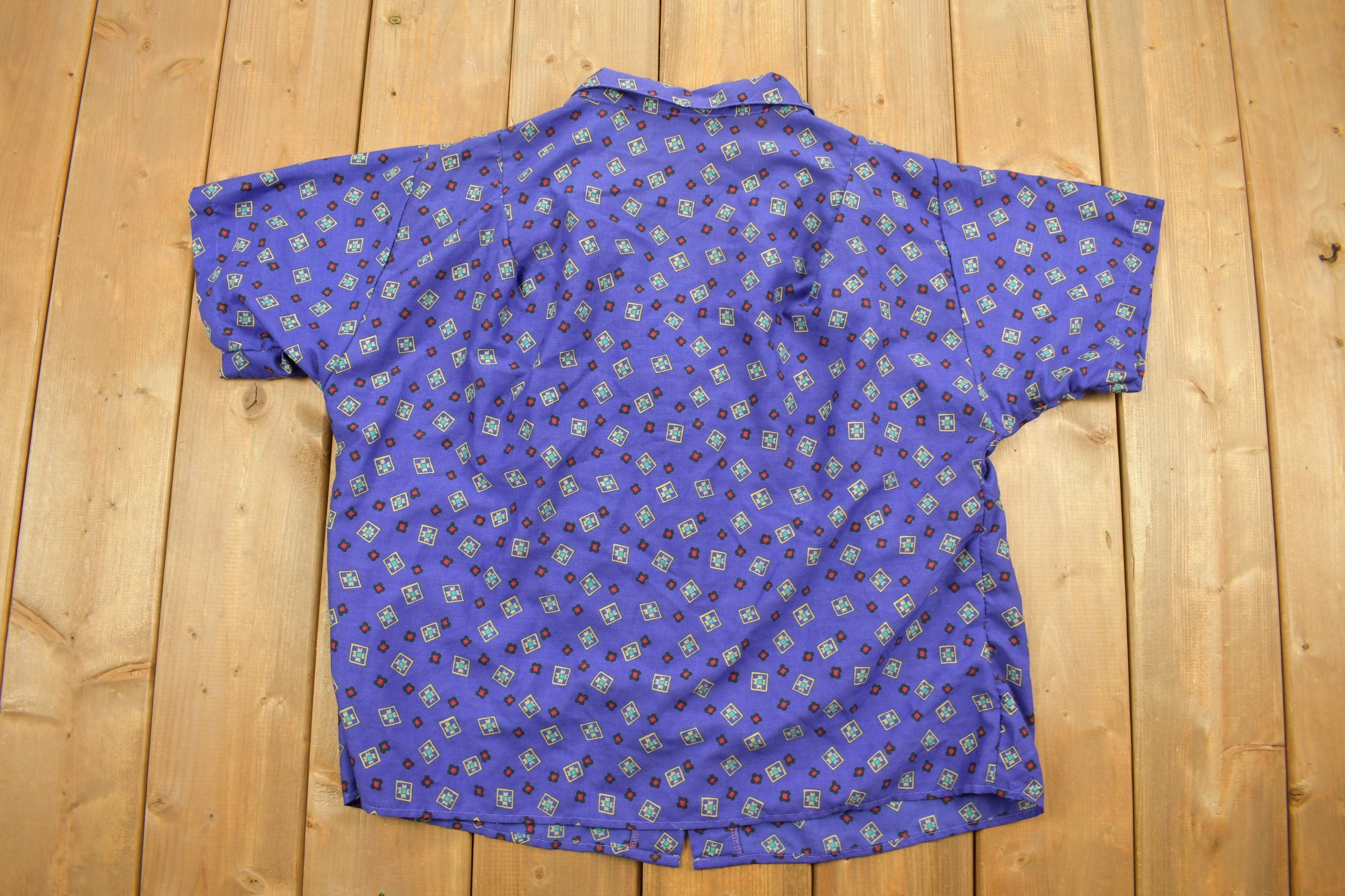Vintage 1980s All Over Print Land & Sea Button Up Shirt