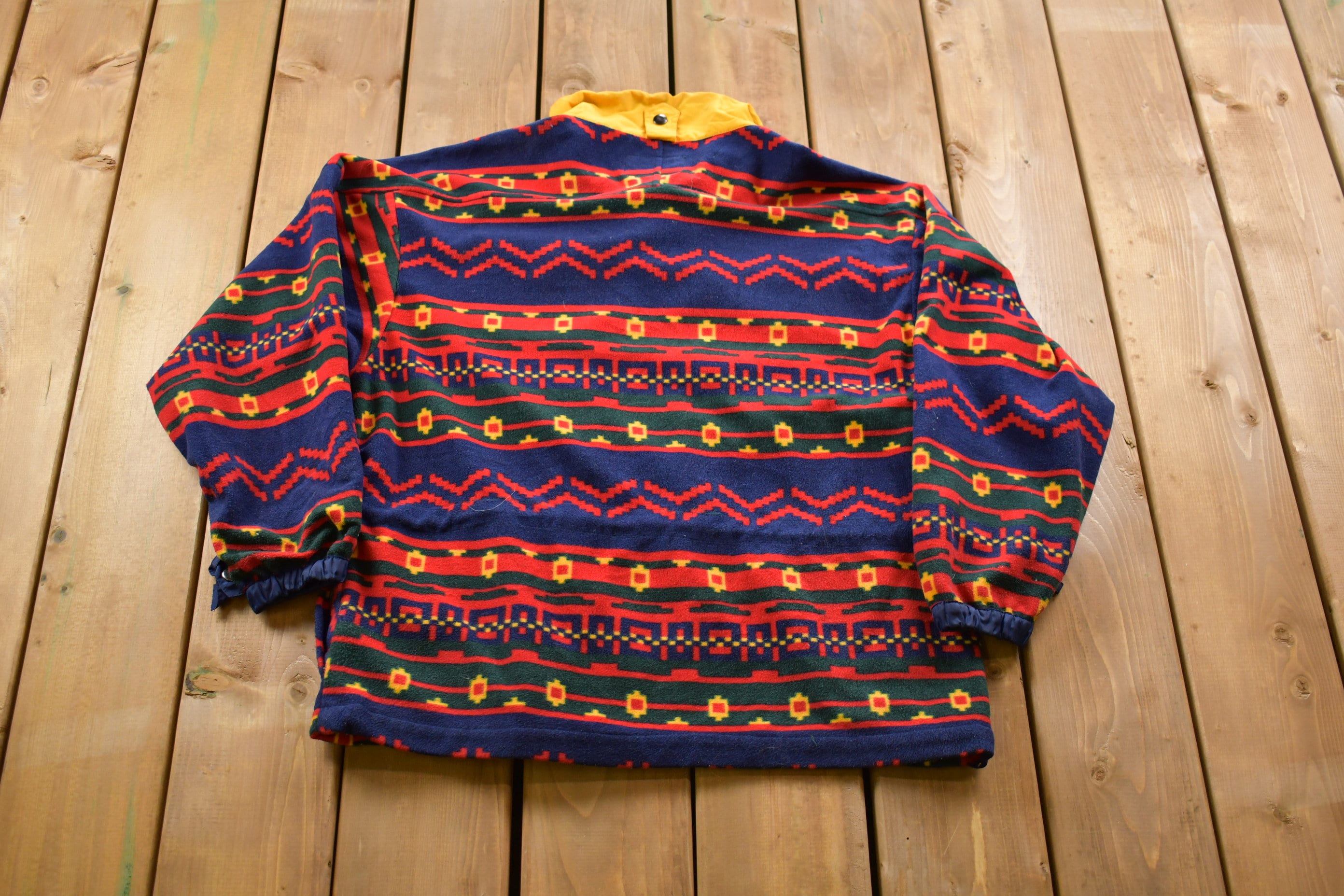 Vintage 1990s D'Allaird's Aztec All Over Print Full Zip Fleece Sweater