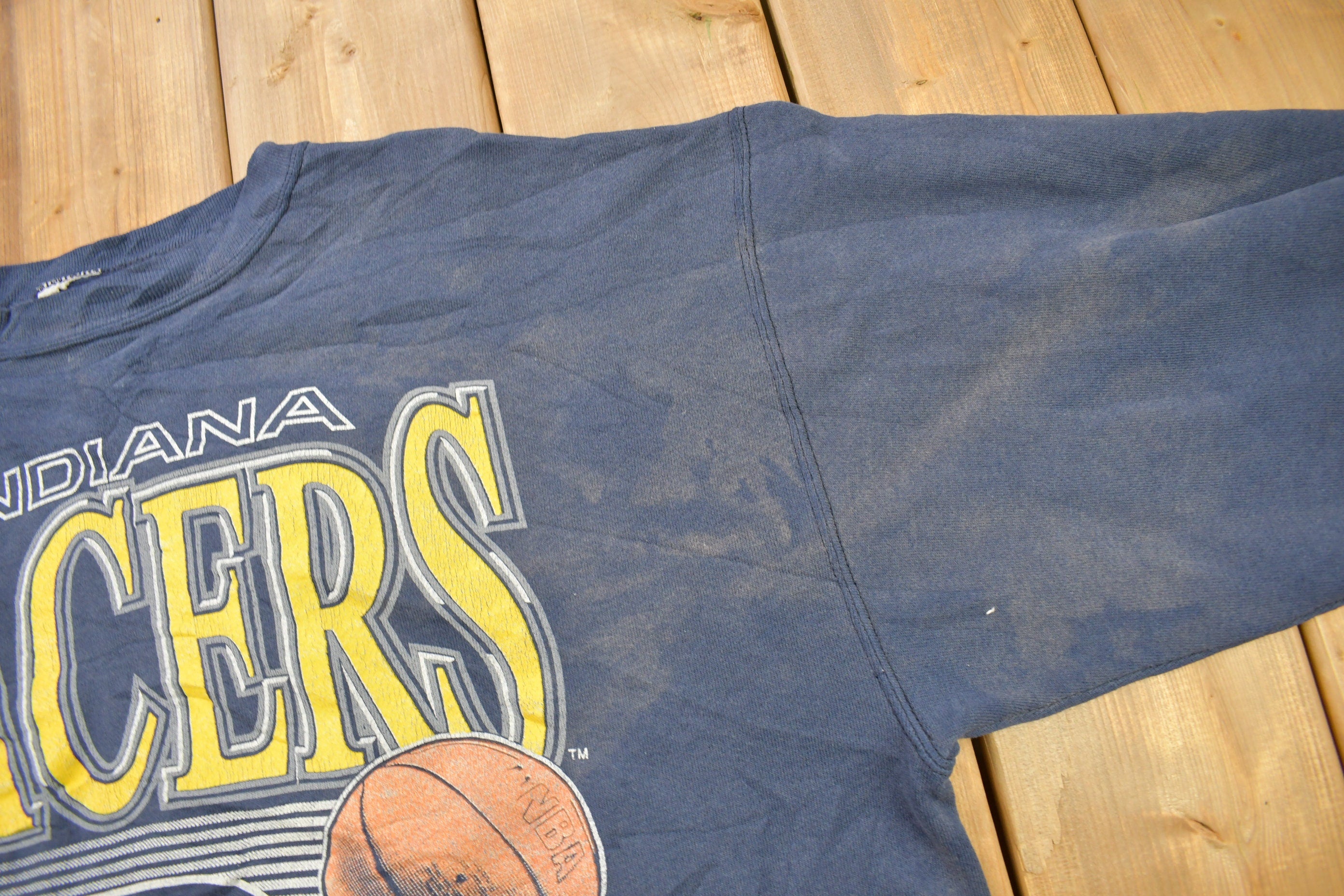 Vintage 1990s Indiana Pacers NBA Graphic Crewneck Sweatshirt