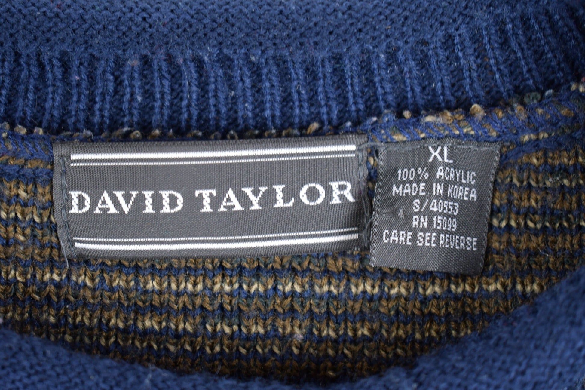 Vintage 1990s David Taylor Knitted Crewneck Sweater / Vintage 90s Crewneck / All Over Pattern / Colorful / Sweatshirt / Abstract Pattern