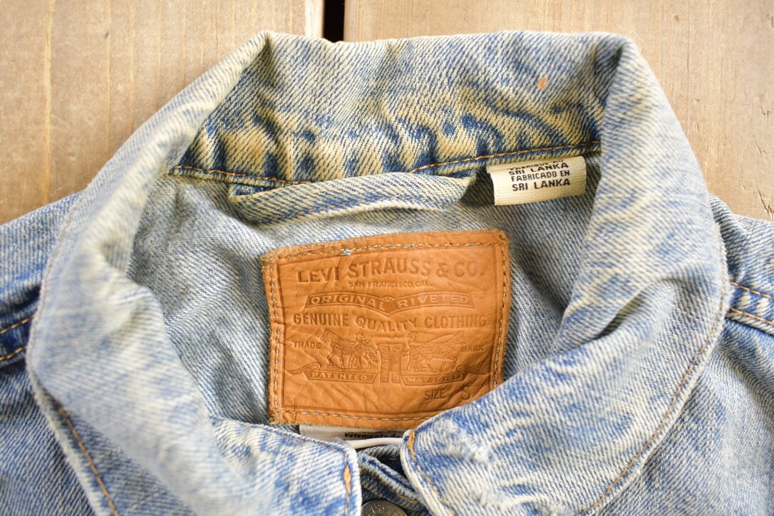Vintage 1990s Denim Levi's Jean Jacket