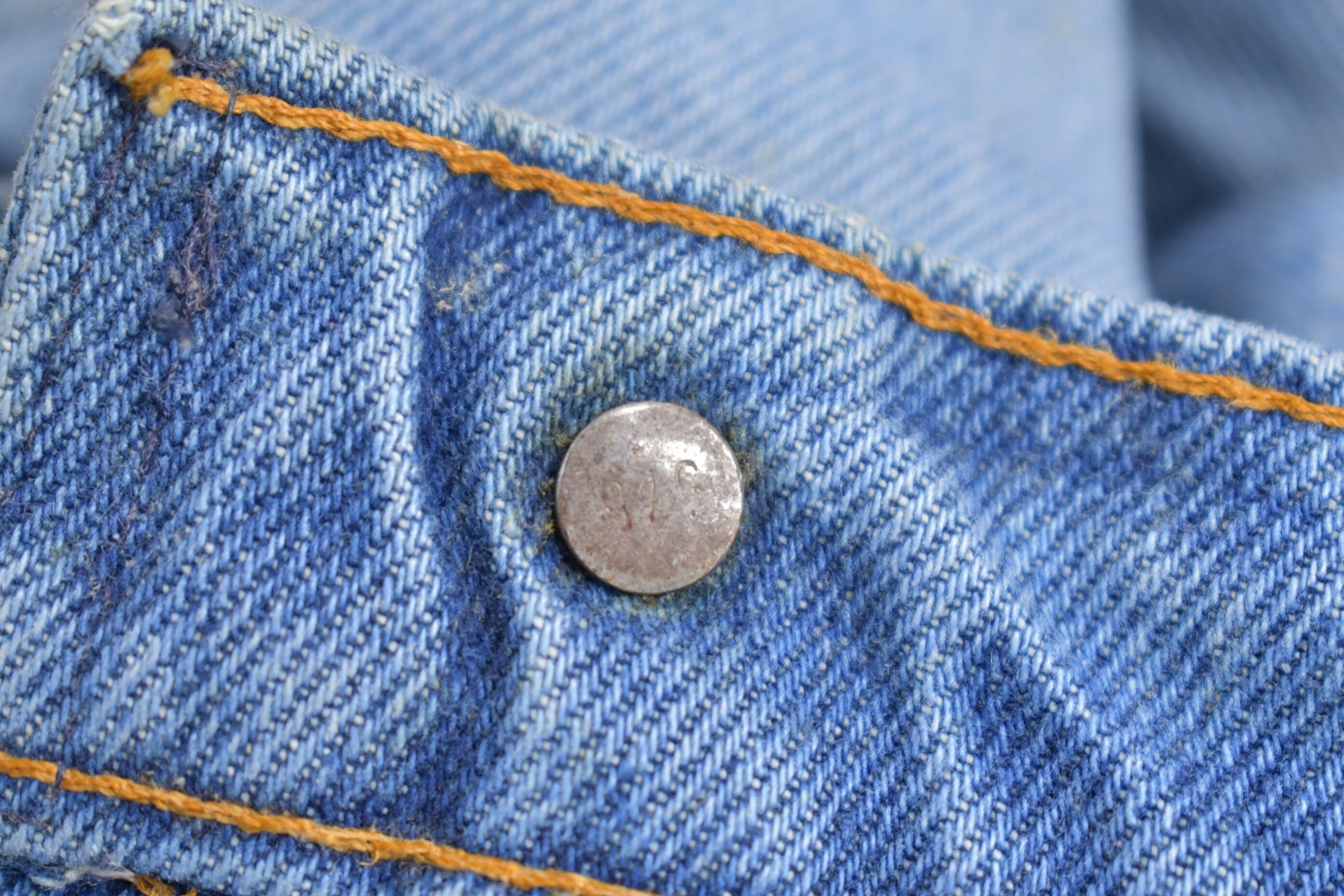 Vintage 1970s Levi's Orange Tab Jeans Size 37 x 28